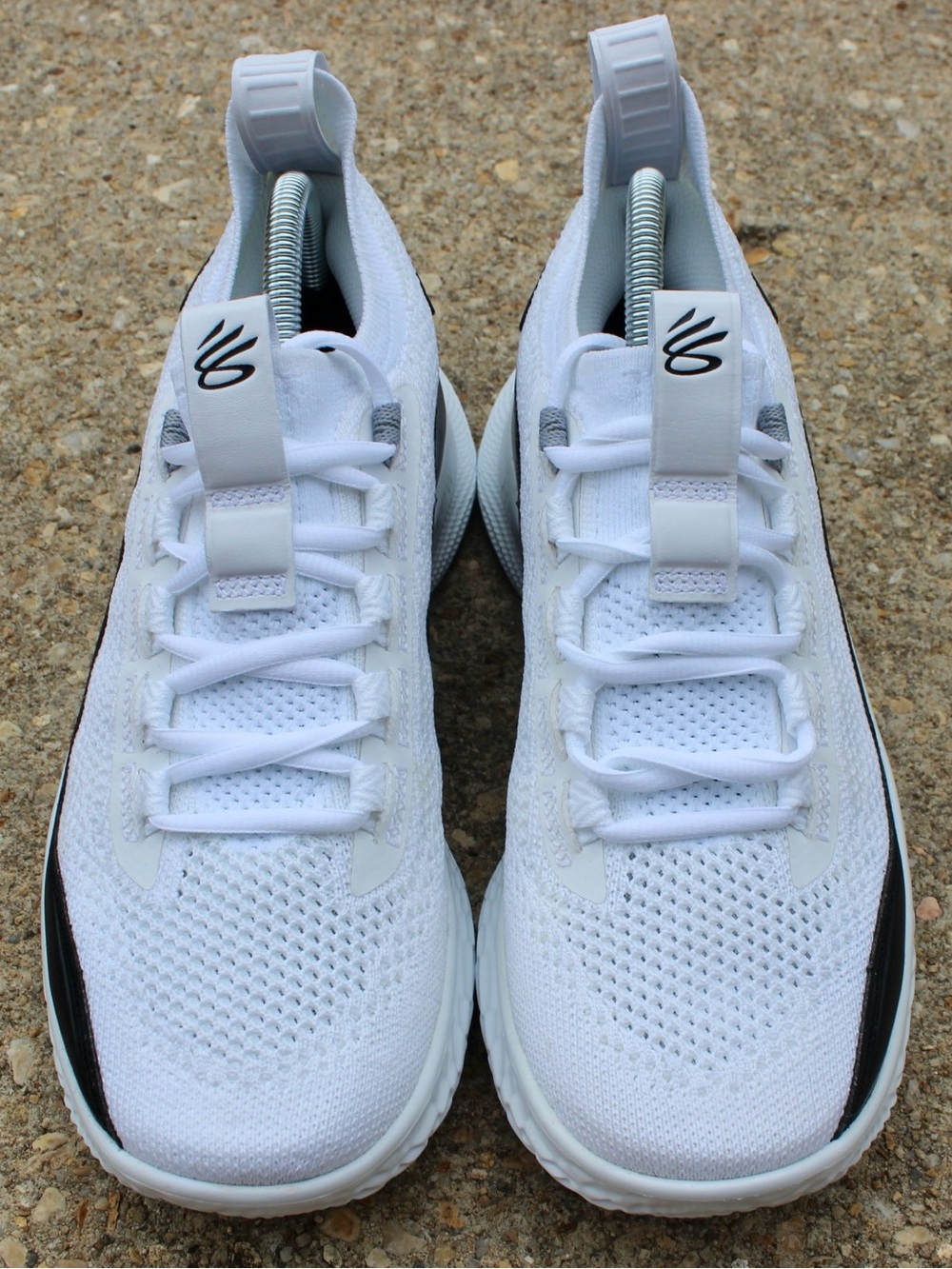 Under Armour Curry Flow 8 "Zen Flow" White/Black Sz 7M (8.5W)